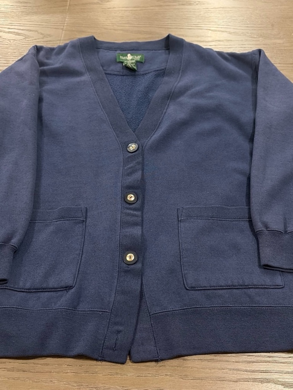 Vintage Hunt Club Petite navy cardigan sweater with buttons and pockets. Medium